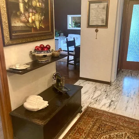 דירה Casa Bea Free Parking 110 Mt 2